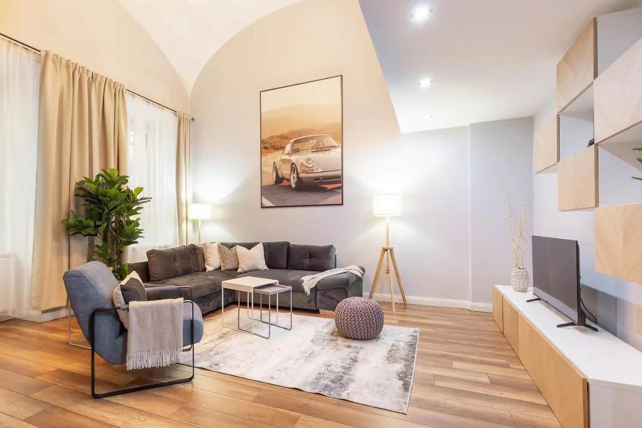 L10 Dolce Vita Apartment Budapest
